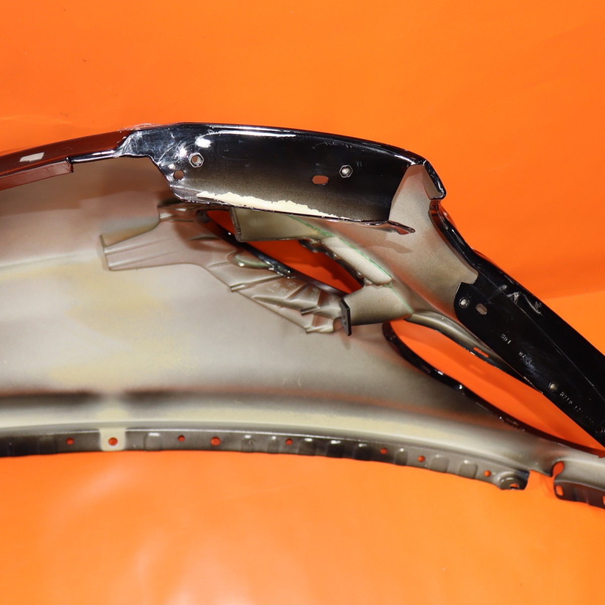 BENTLEY BENTAYGA FENDER RIGHT PASSENGER 2020 2021 2022 2023 36A821018 DAMAGED