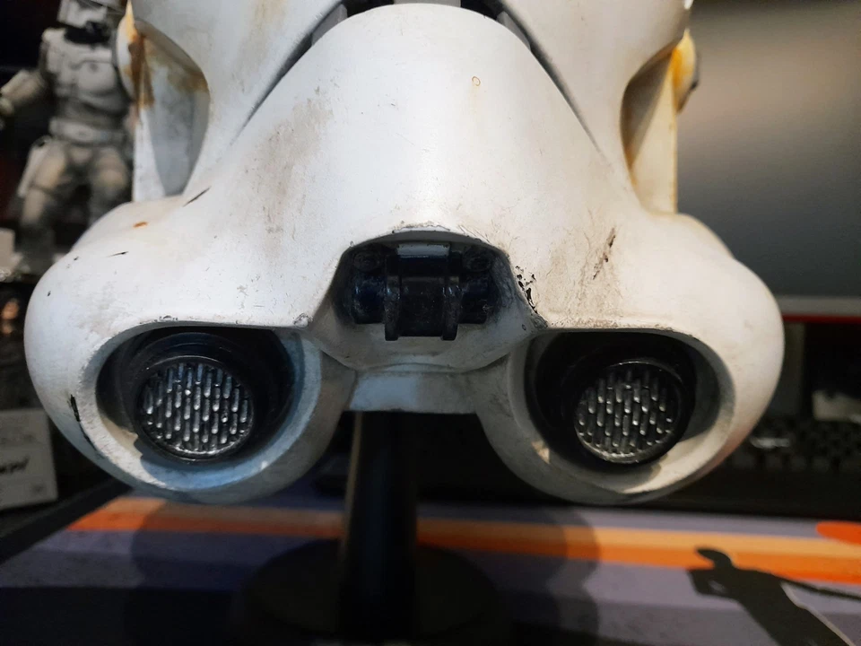 Star Wars Episodio III Clone Trooper Elmetto Prop Replica con Supporto - Immagine 4 di 4