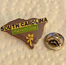 South Carolina STATE MAP ENAMEL TRAVEL Collectible - Label PIN