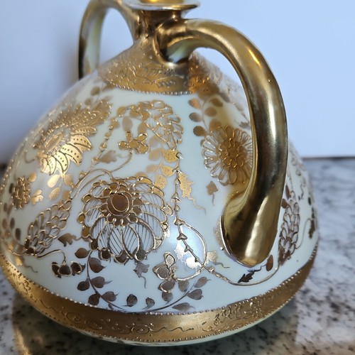 Antique Early 20thC Maple Leaf Nippon Gold Gilt Handled Porcelain Vase - Picture 4 of 10