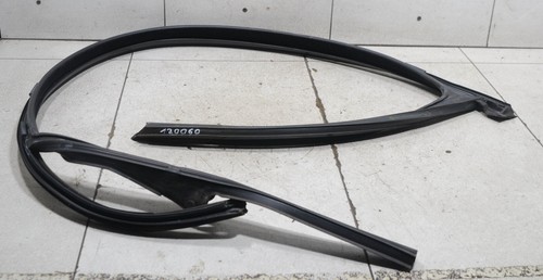 VW Golf 5 1K Bj 07 Scheiben Gummi Dichtung Tür vorne RECHTS 3 Türer #122060-E284