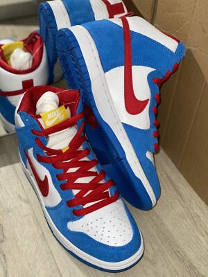 doraemon nike sb dunk