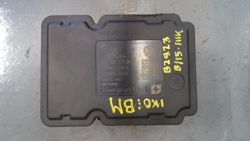 2015-2016 Volkswagen Jetta ABS Anti-Lock Brake Pump Control Module Assembly Foto 4 de 4