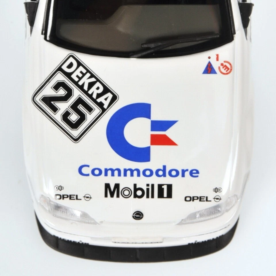 Minichamps OPEL OMEGA (A) 3000 24V COMMODORE K. NIEDZWIEDZ DTM 1991 - Immagine 2 di 3