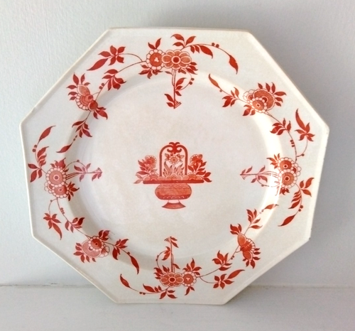 Antique Minton DELFT Octagonal 10" Dinner Plate Crimson Red & White RARE COLOR - Picture 7 of 11
