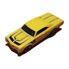 Hot Wheels '67 Pontiac GTO Diecast Car 1/64 1996 Yellow