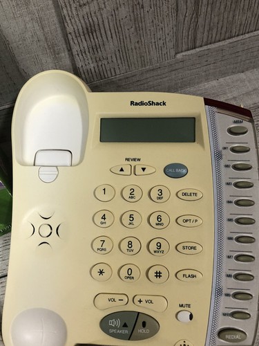 Radio Shack 20 Números Memoria Moda Teléfono de Escritorio con Cable Línea Fija Altavoz con Cable - Imagen 5 de 5