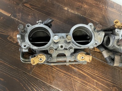 2002-2006 SUBARU WRX TOP FEED TGV TUMBLE GENERATOR VALVE SET OEM DELETED