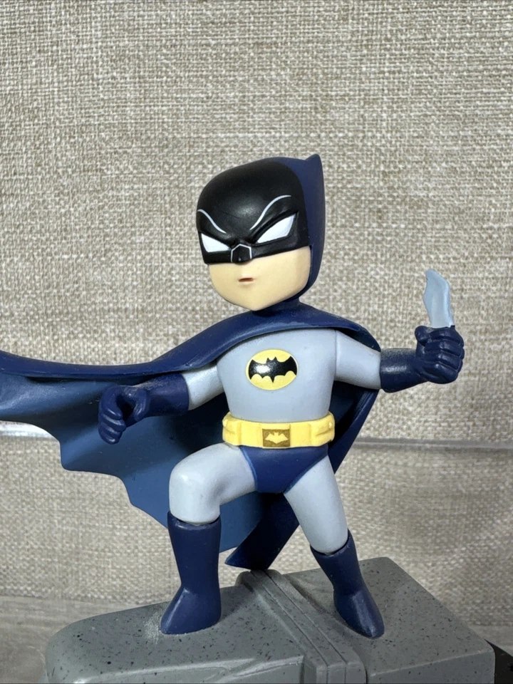 Batman Qpop Lootcrate 1966 clásico exclusivo de Quantum Mechanics suelto Foto 2 de 4