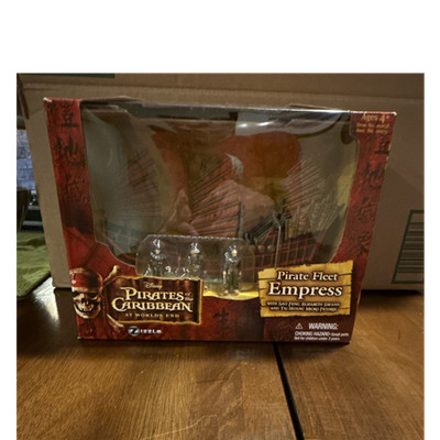 Zizzle Pirates of the Caribbean Empress Playset Sao Feng Elizabeth Swann Tai Hu 