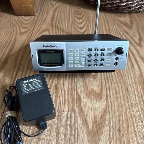 RadioShack Pro-2096 Digital Trunking Scanner- With Antenna & Mount.