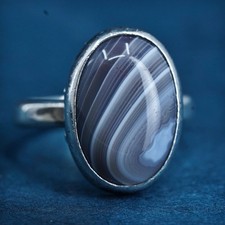 Size 7.75, vintage Sterling 925silver handmade ring with oval lace agate