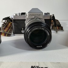 Nikon Nikkormat FT2 Manual Focus W/ Nikkor 135mm Lens  Extras 