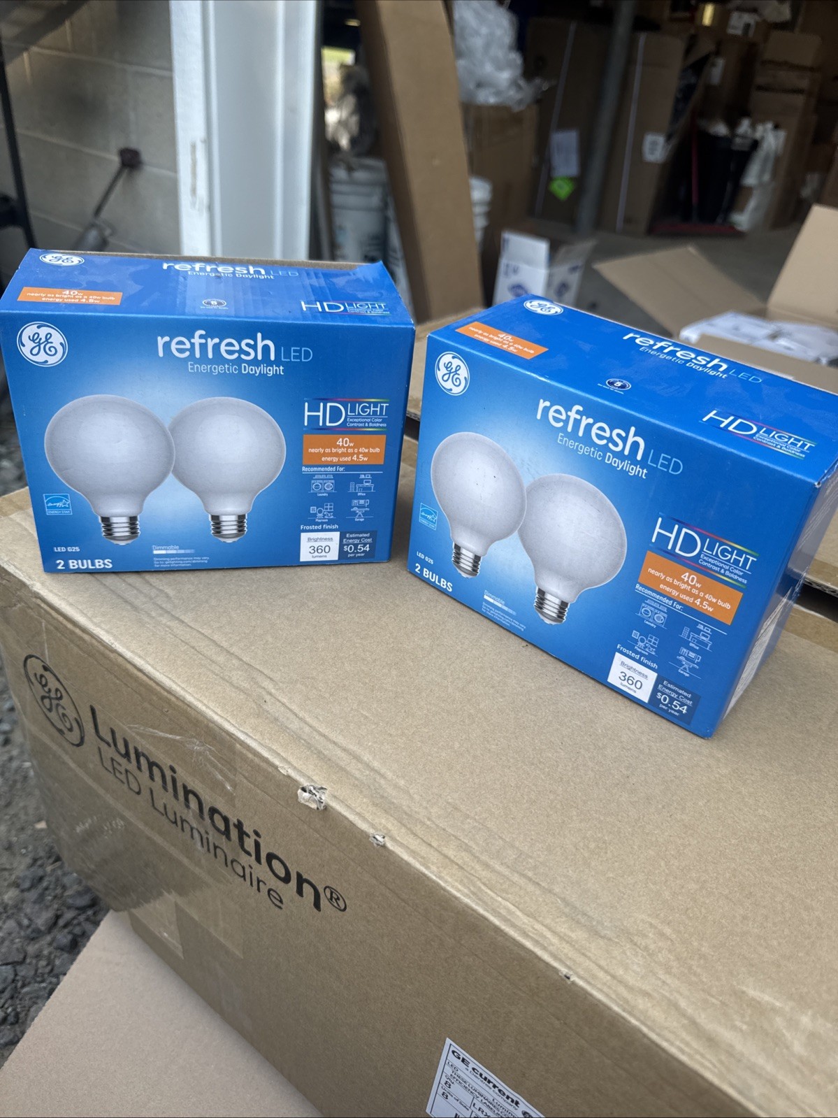 (Lot of 2) GE LED Refresh Light Bulbs, Daylight - 350 Lumens - 40 Watt