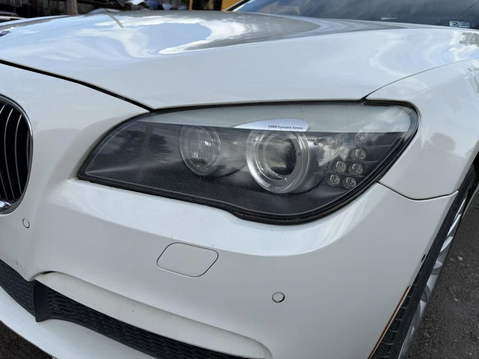 Faro xenón lado conductor izquierdo BMW 750i 2009-2012 desvanecido completo con adaptativo Foto 4 de 4