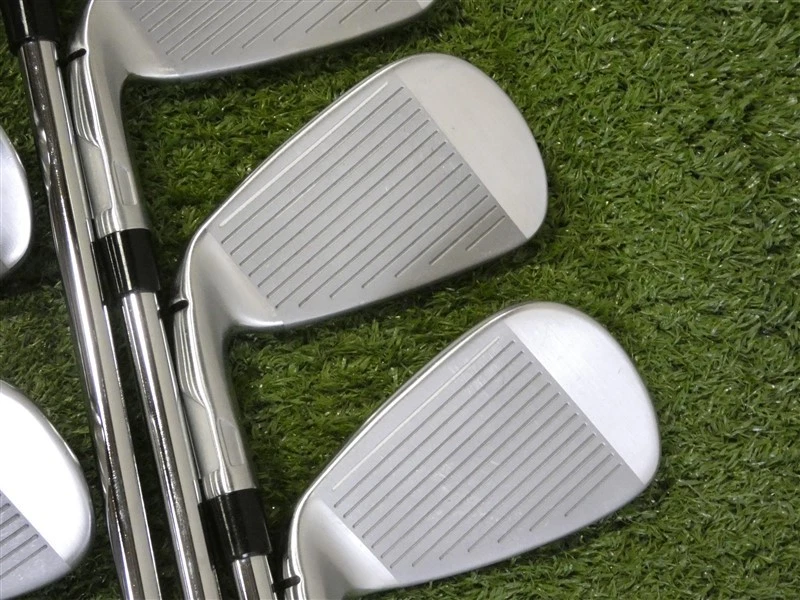 TaylorMade Qi Irons 5-P & A KBS Max MT 85 Regular Steel Excellent - Image 4 of 4