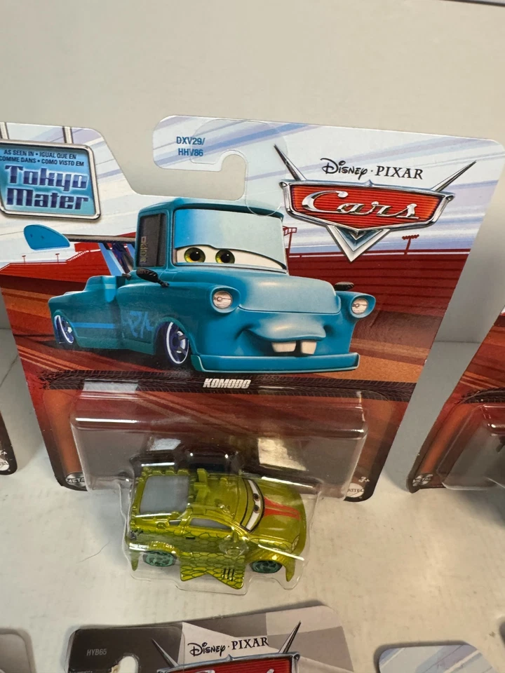 Disney Cars Diecast Lote de 10 Vehículos Coleccionables Nuevo en Caja Foto 3 de 4