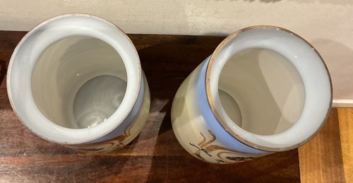 Gorgeous Pair Of French Antique/Vintage Hand Painted Glass Vases - Picture 3 of 13