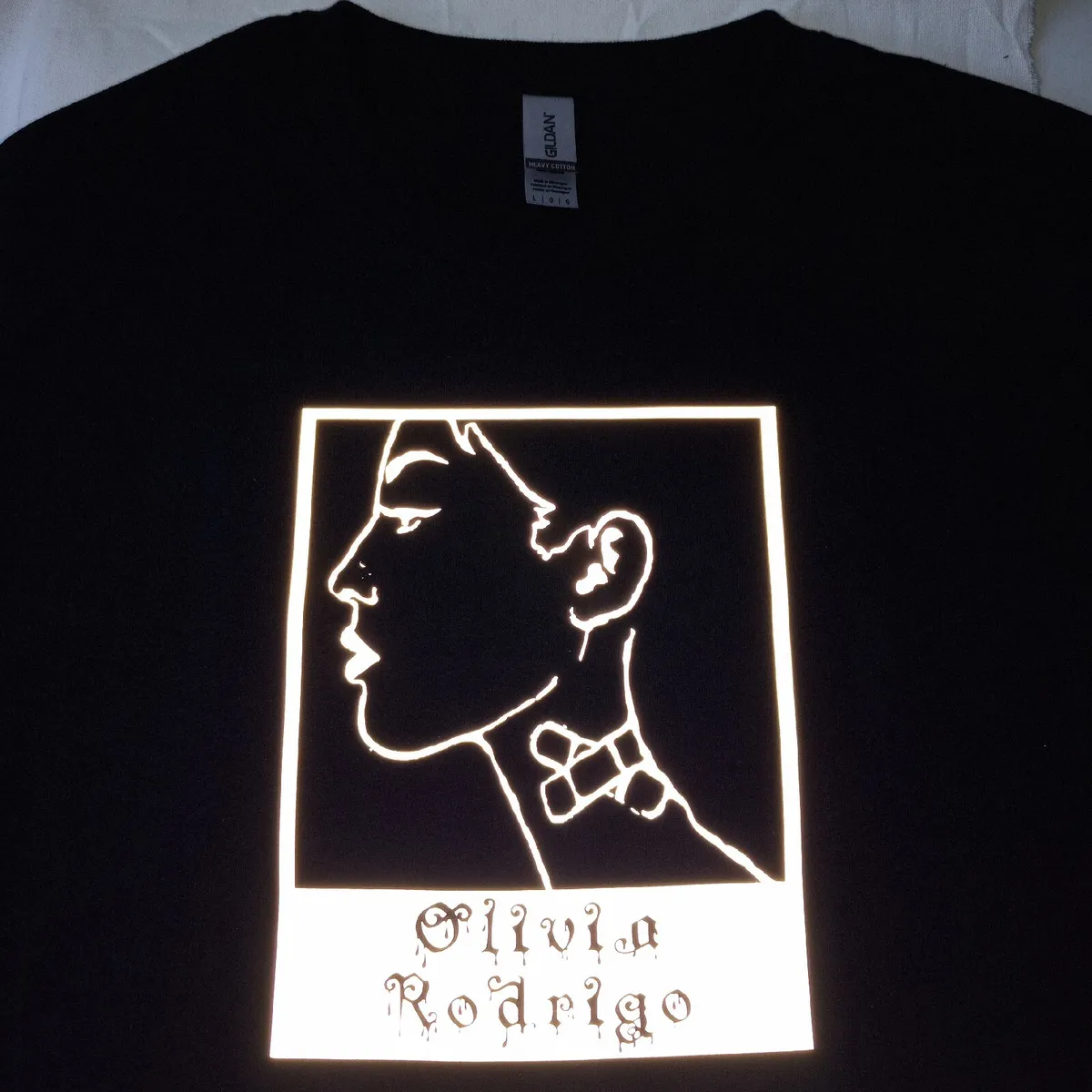 Olivia Rodrigo Vampire Shirt, Vintage Olivia Rodrigo T-Shirt, Olivia Rodrigo  New Song Shirt, Vampire Shirt