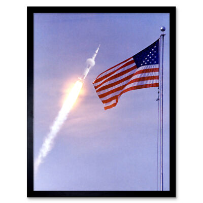 Weltraum NASA Apollo 11 Saturn V Raketenstart Flagge Foto Wandkunstdruck gerahmt
