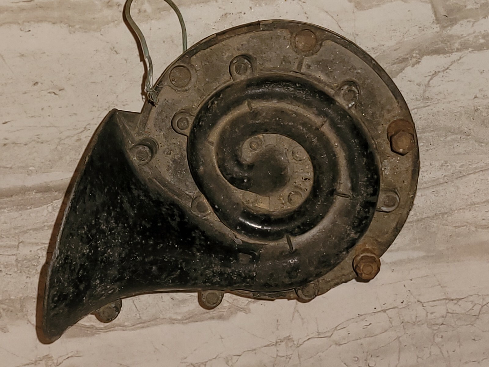 AutoLite HORN Ford GM Chevrolet Dodge 6 Volt Low HAB61 Chevy GMC