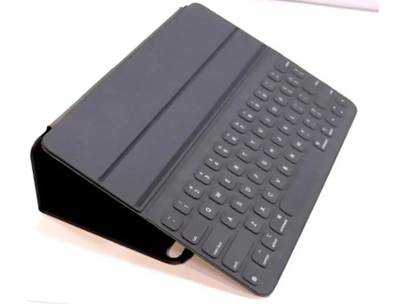 Apple MXNK2LL/A Smart Keyboard Folio (A2038) for Apple 11 inch iPad Pro - Black