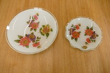Vintage Fiesta Glass small 18cm plate and 23cm bowl, flower pattern (MO)