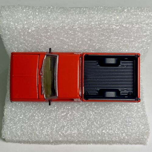 Johnny Lightning 1983 Ford Ranger & Blue MotorMax 6052 Pickup 1:64 Diecast Lot - Picture 13 of 24