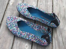 Bernie mev. women's 8 multi-color woven shoes