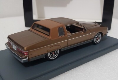 WOW Pontiac Bonneville Brougham 2 Door 1980 Brown Met 1:43 Neo