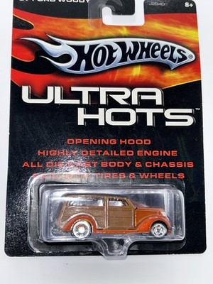 2005 Hot Wheels ULTRA HOTS 37 1937 Ford Woody REAL RIDERS PANEL RARE FREE SHIP