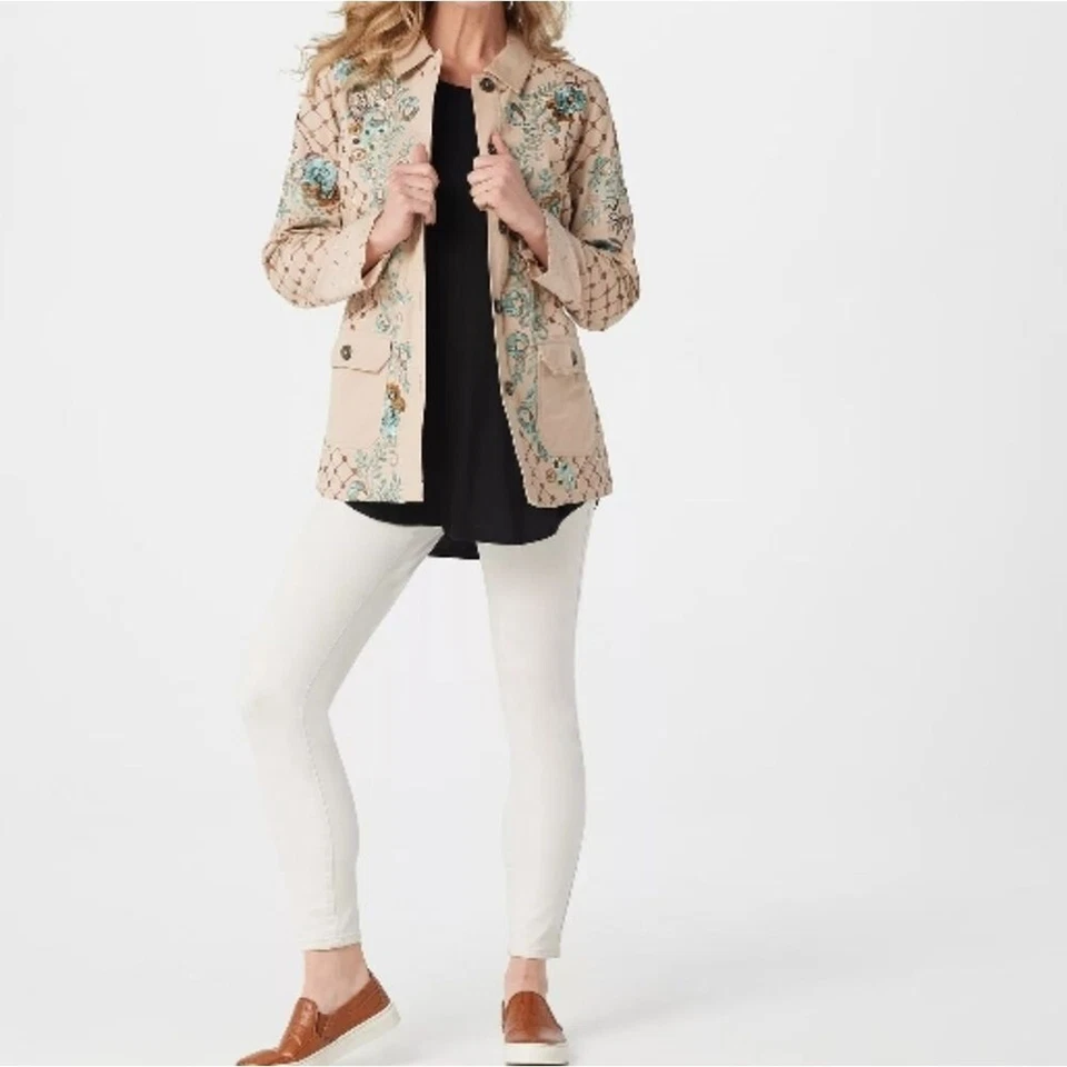 LOGO Lavish by Lori Goldstein Embroidered Tan Boy Friend Jacket. L - Image 2 of 4