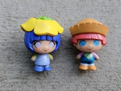 Strawberry Shortcake Cheebee Micro Almond Tea & Huckleberry Pie Figure 1.5'' Tall