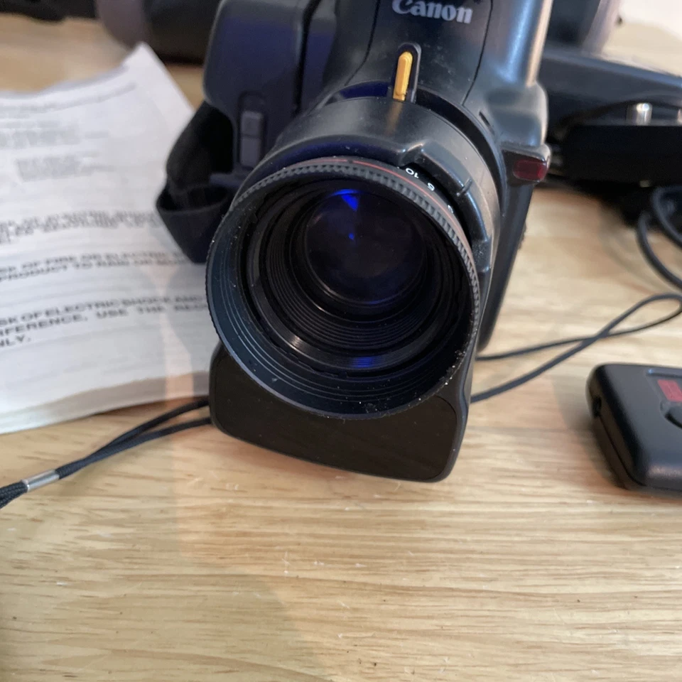 CANON 8mm VIDEO CAMCORDER CANOVISION E60 - Untested - Parts - Image 3 of 4