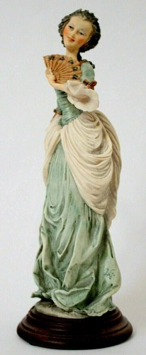Giorgio Armani Figur Frau mit Fächer Barock Stil groß Massematerial - Picture 2 of 3