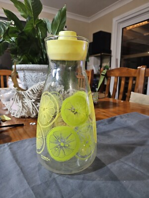 Vintage Retro Yellow Lemons Limes Slices Pyrex Glass Juice Jugs
