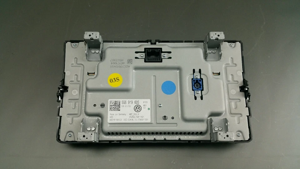 Original VW Arteon 3H Radio Media Phone Touch Control Unit 8" MIB2 5G6919605 - Image 4 of 4