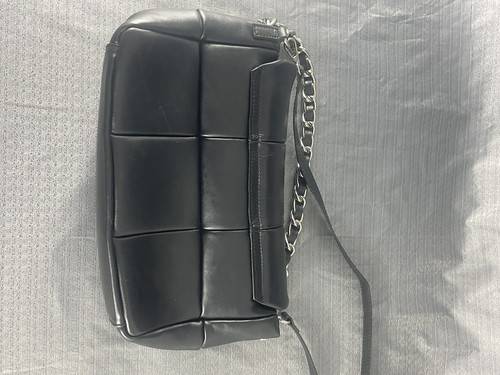 Isadora große Damen Handtasche gesteppt Schultertasche wandelbar Crossbody schwarz - Bild 12 von 21