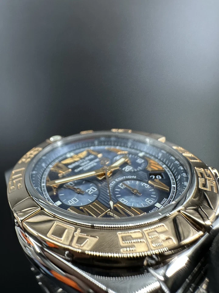 Limited Edition Breitling Chronomat 44 CB0110 – Stainless Steel & 18K Rose Gold - Image 3 of 4