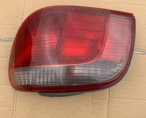TOYOTA YARIS MK1 99-55 Right driver SIDE REAR LIGHT Japanese style - Bild 2 von 5