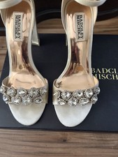 Badgley Mischka Lennox Women s Jeweled Sandal ..size 7