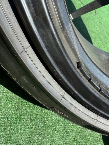 Ultra Rare Aston Martin DBS Superleggera OEM 21” Wheel & Tire Package - Picture 17 of 22
