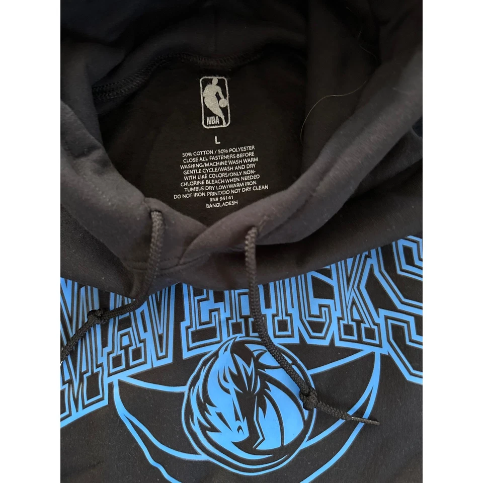 Sudadera con capucha de baloncesto de la NBA de los Dallas Mavericks de comida chatarra para hombre talla grande Foto 3 de 3