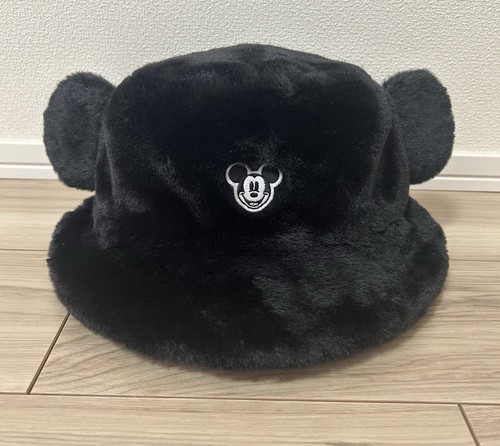 Tokyo Disney Resort Fluffy Bucket Hat Black Mickey Ears Winter Cap Japan JP Used - Picture 4 of 10