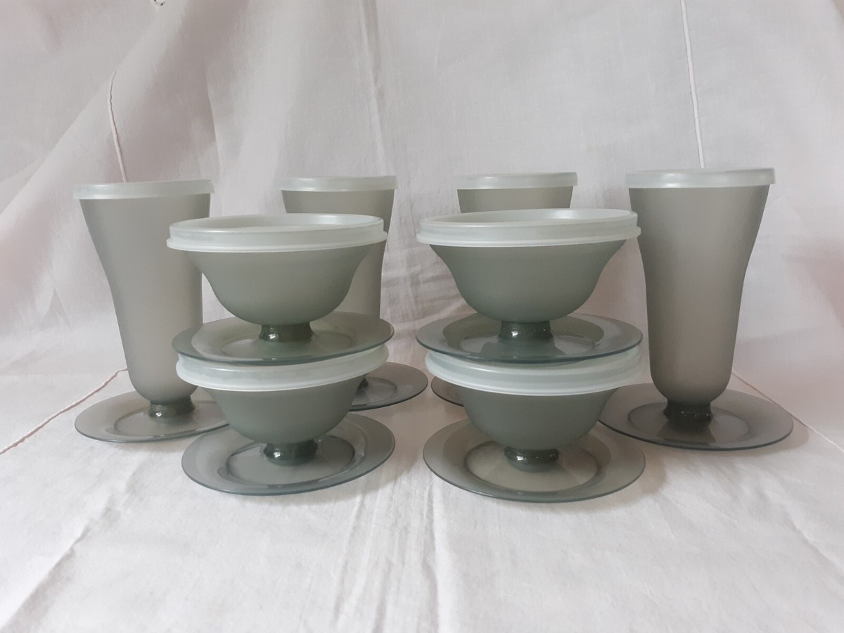 Vintage Tupperware 754 Dessert Parfait Pudding Cups w/Lids, 4 Tall