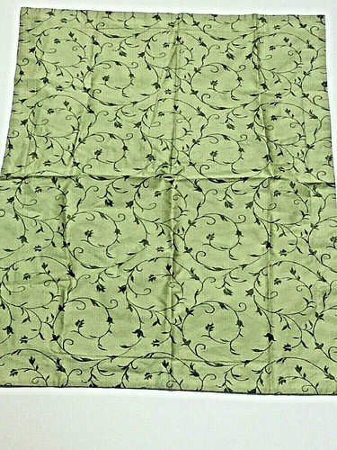 Par de fundas de almohada 20x26" verde salvia/verde oscuro diseño floral giratorio algodón - Imagen 6 de 8