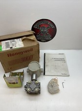 NIB Honeywell Smart Transmitter ST3000 STD130-E1H-00000-1C.MB.S2-C77P