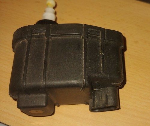 Stellmotor Scheinwerfer Leuchtweitenregulierung LWR 90457812 OPEL Omega Halogen