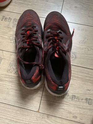 Asics gel kayano 28 black/electric red größe 44,5 gute Zustand
