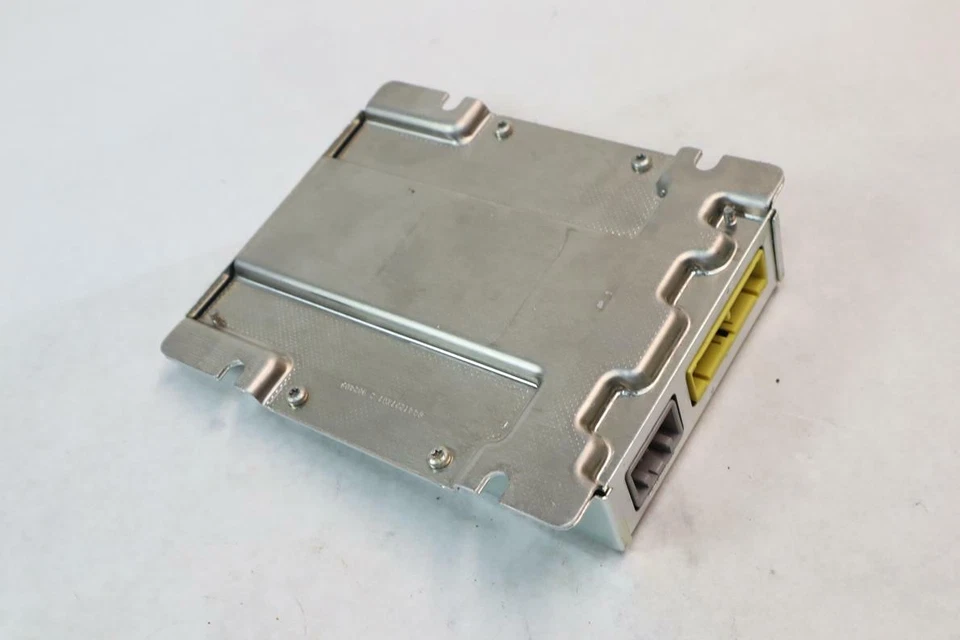 2010 - 2012 JAGUAR XJ XJL - AIR SUSPENSION CONTROL MODULE UNIT OEM - Image 3 of 4